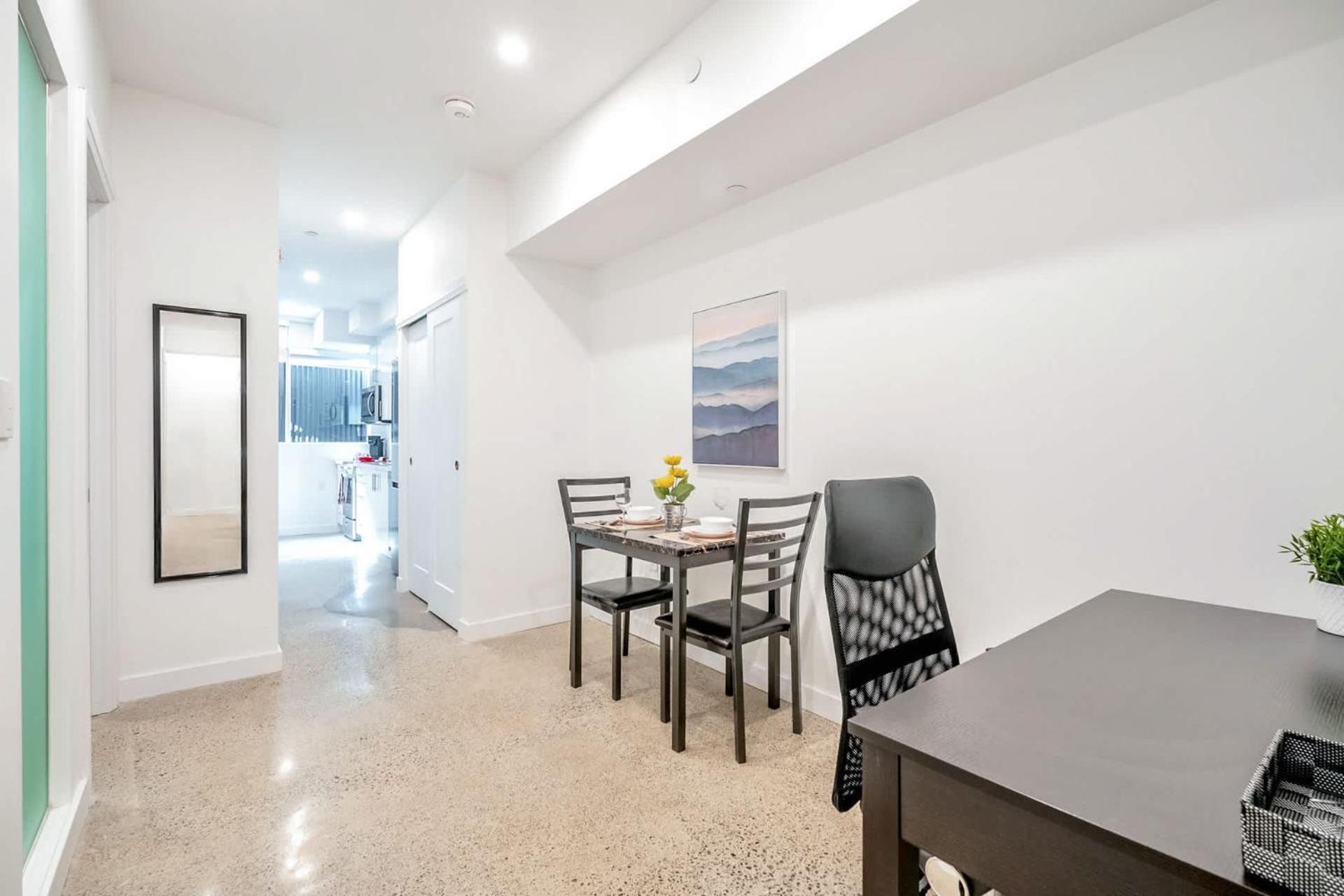 Spacious 2Br Apartment - Regent Park Near Downtown โตรอนโต ภายนอก รูปภาพ