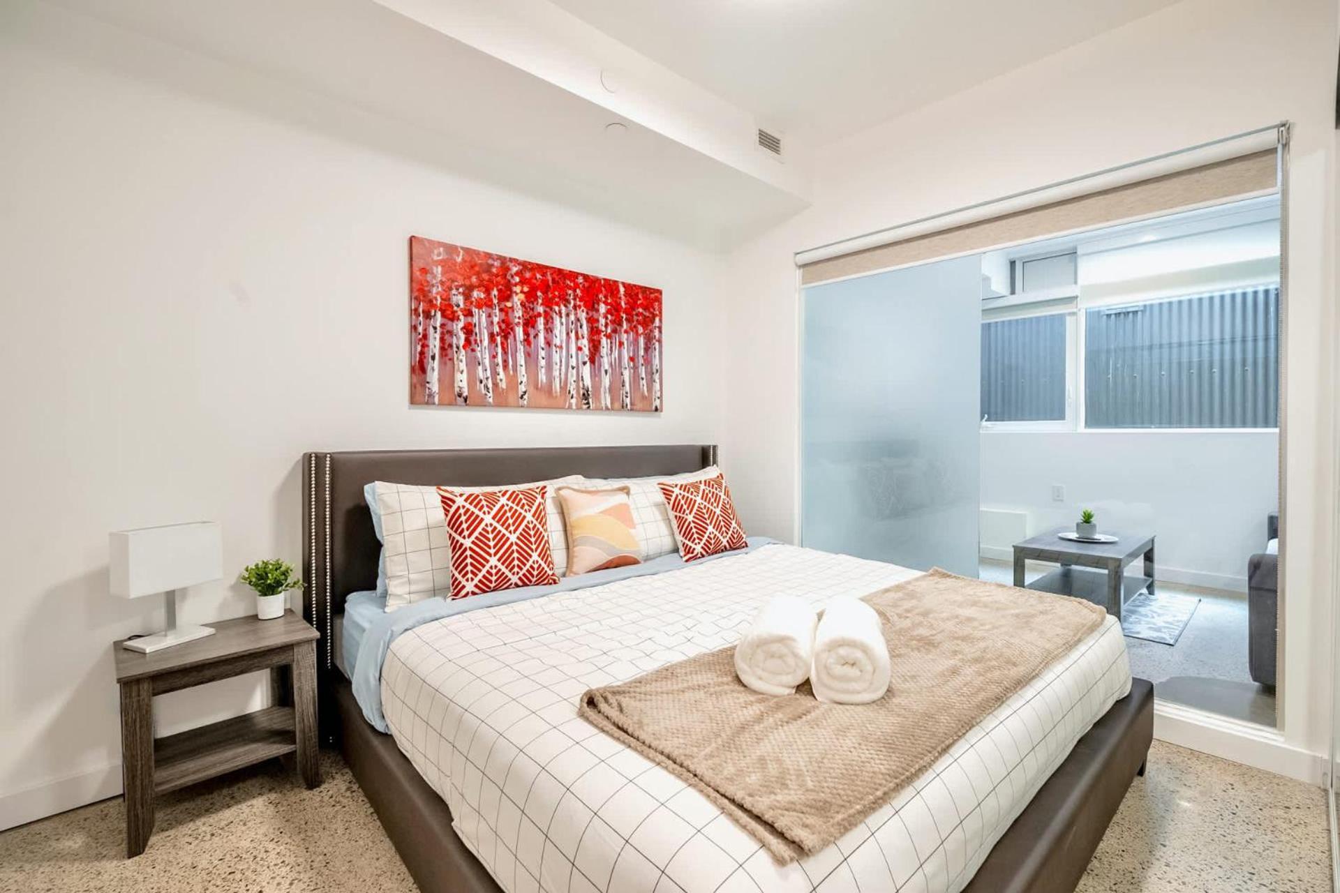 Spacious 2Br Apartment - Regent Park Near Downtown โตรอนโต ภายนอก รูปภาพ